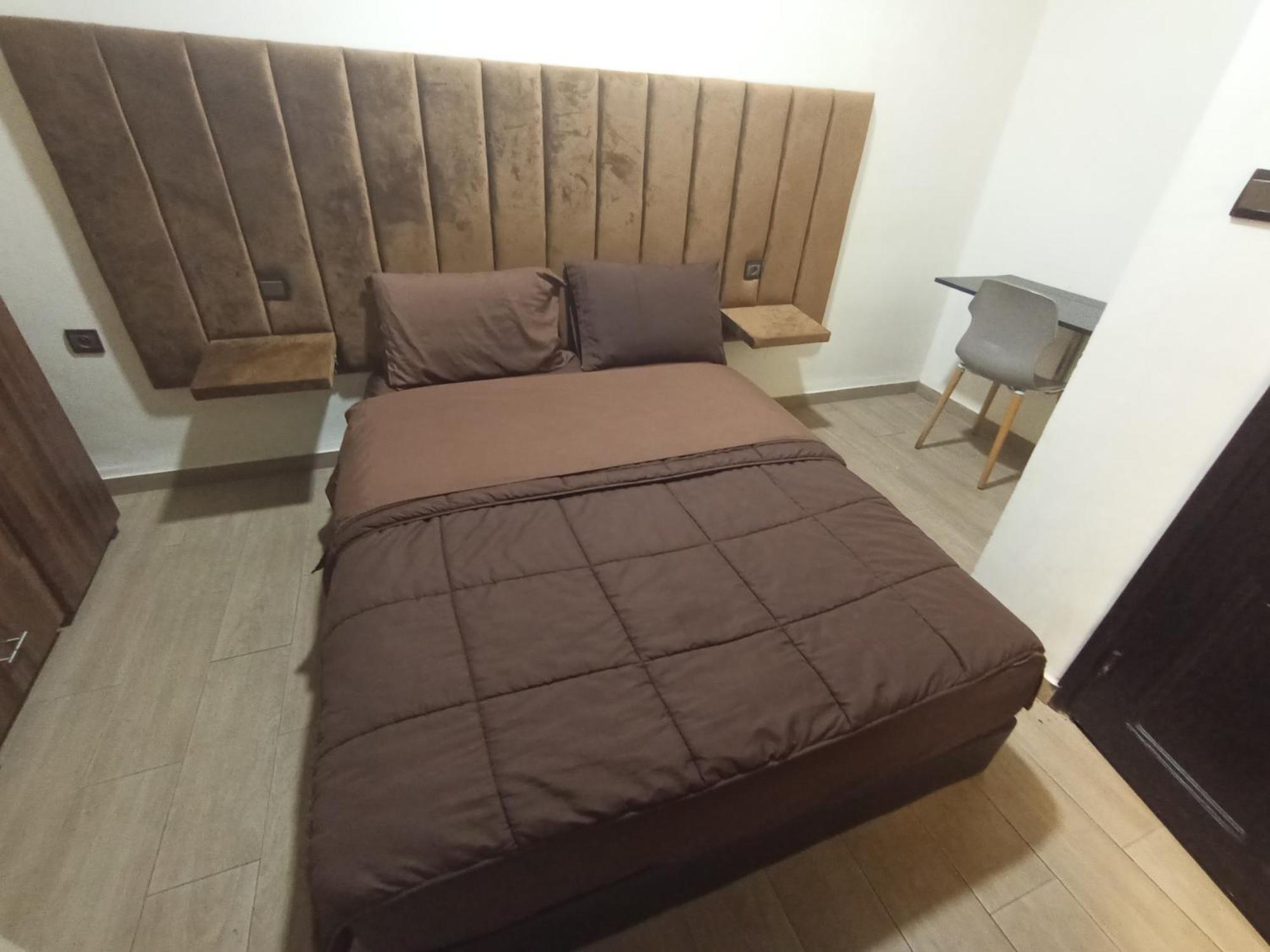 Hotel Meuble Parisien Rabat Luaran gambar